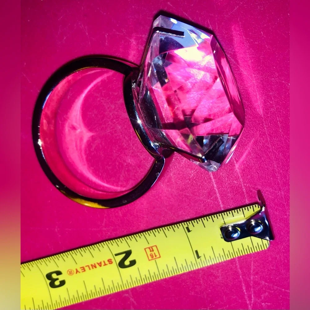 Giant Pink Crystal Napkin Ring Holder Women's Fashion Jewelry Kitchen Tableware
